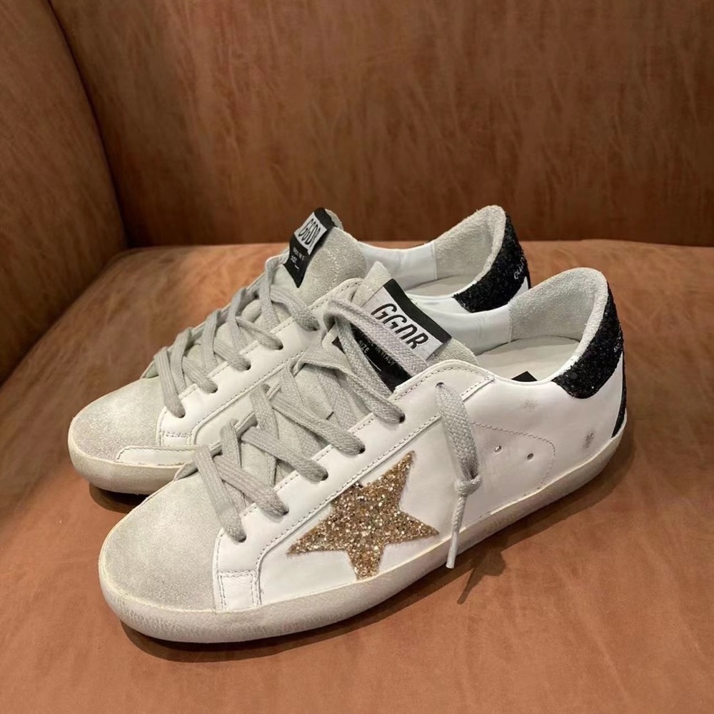 Golden Goose Sneakers